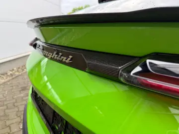 LAMBORGHINI URUS 4.0 V8  PEARL CAPSULE EDITION  B&O 3D