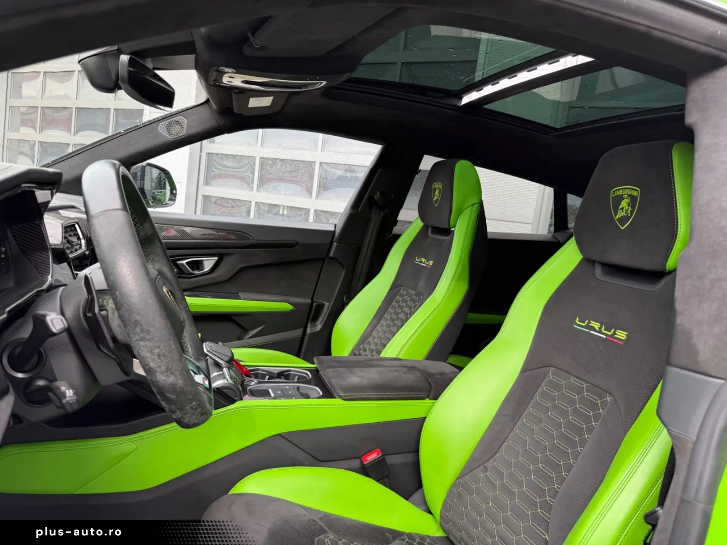 LAMBORGHINI URUS 4.0 V8  PEARL CAPSULE EDITION  B&O 3D