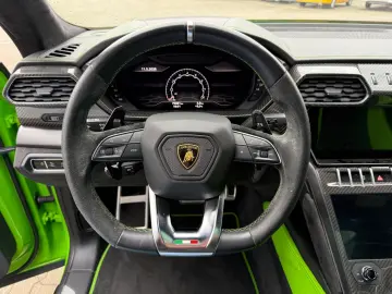 LAMBORGHINI URUS 4.0 V8  PEARL CAPSULE EDITION  B&O 3D