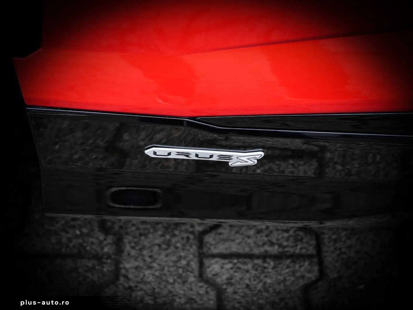 LAMBORGHINI Urus S Rosso Mars  Big Interior Carbon Pack