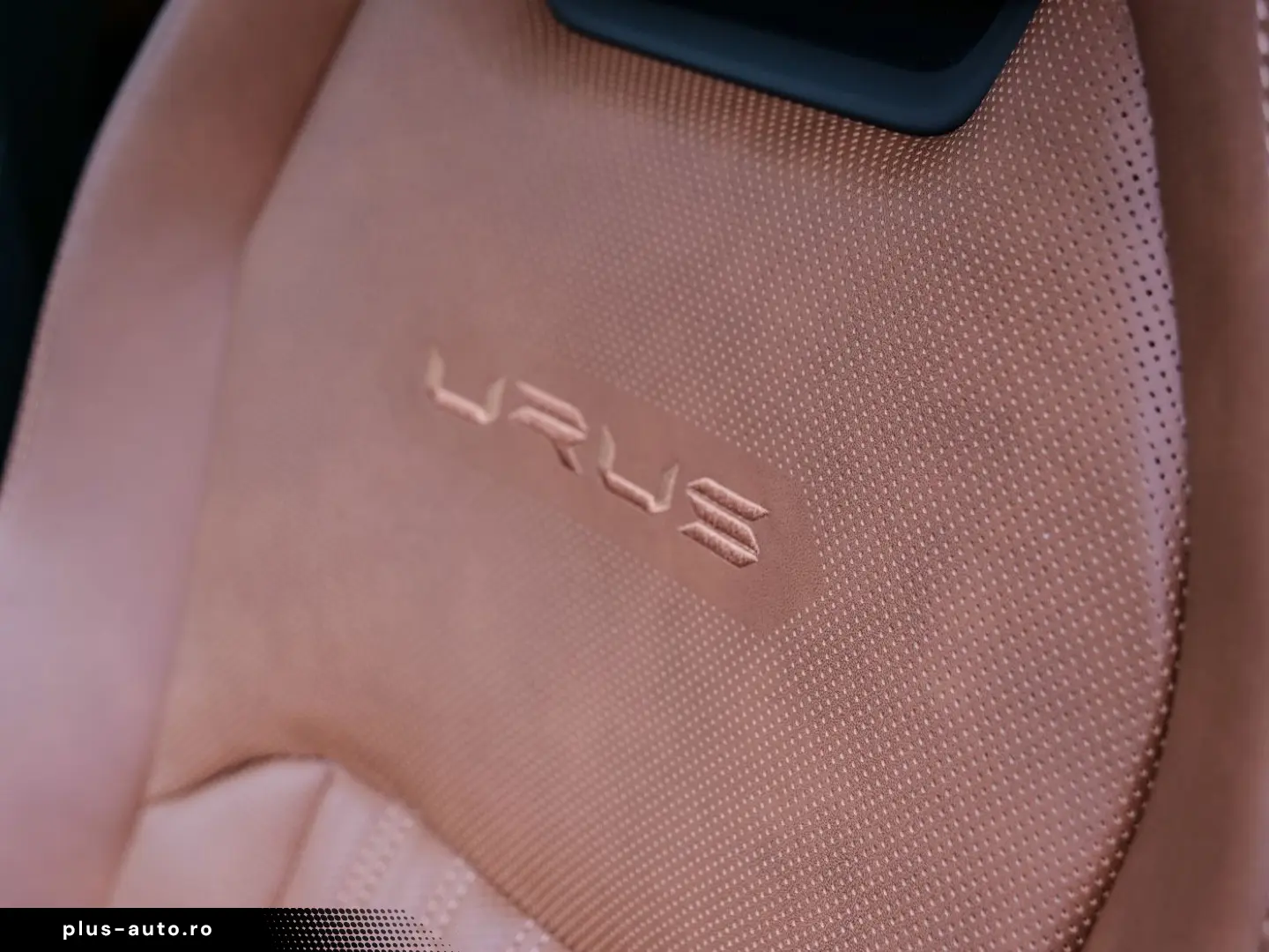 LAMBORGHINI Urus S Rosso Mars  Big Interior Carbon Pack