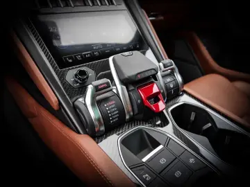 LAMBORGHINI Urus S Rosso Mars  Big Interior Carbon Pack