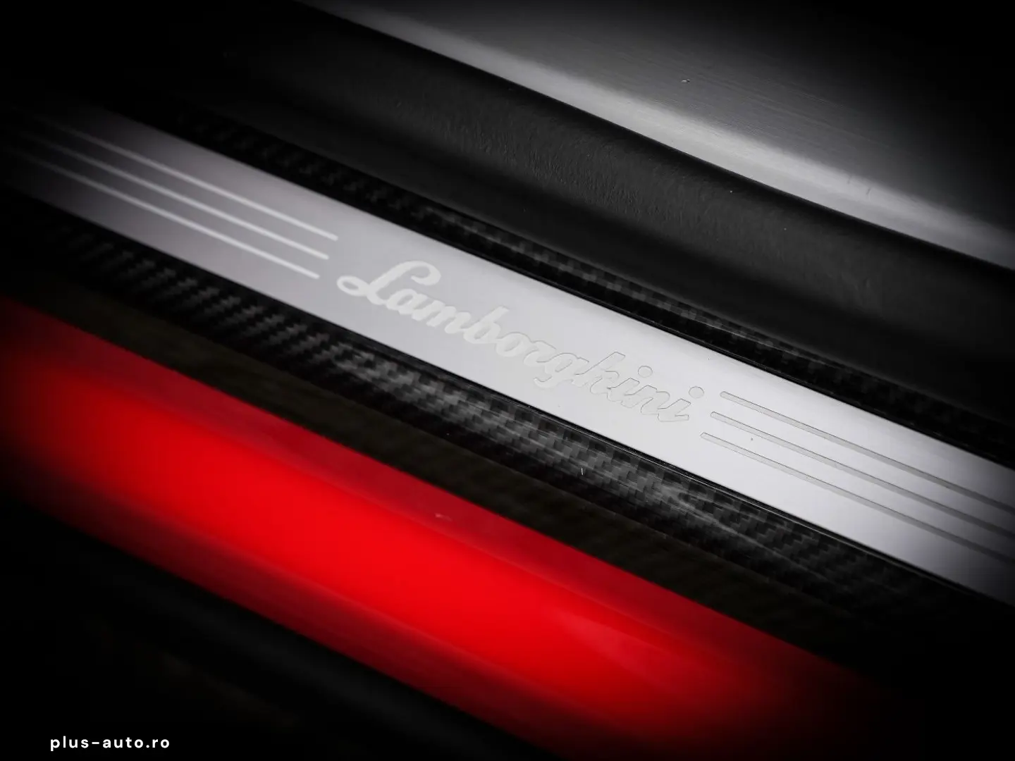 LAMBORGHINI Urus S Rosso Mars  Big Interior Carbon Pack
