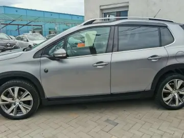 Peugeot 2008 Benzina Automat 2019 - Rate   Credit   Garantie