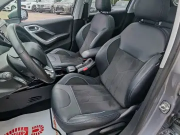 Peugeot 2008 Benzina Automat 2019 - Rate   Credit   Garantie