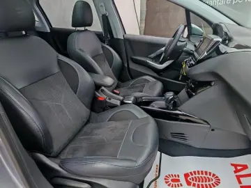 Peugeot 2008 Benzina Automat 2019 - Rate   Credit   Garantie