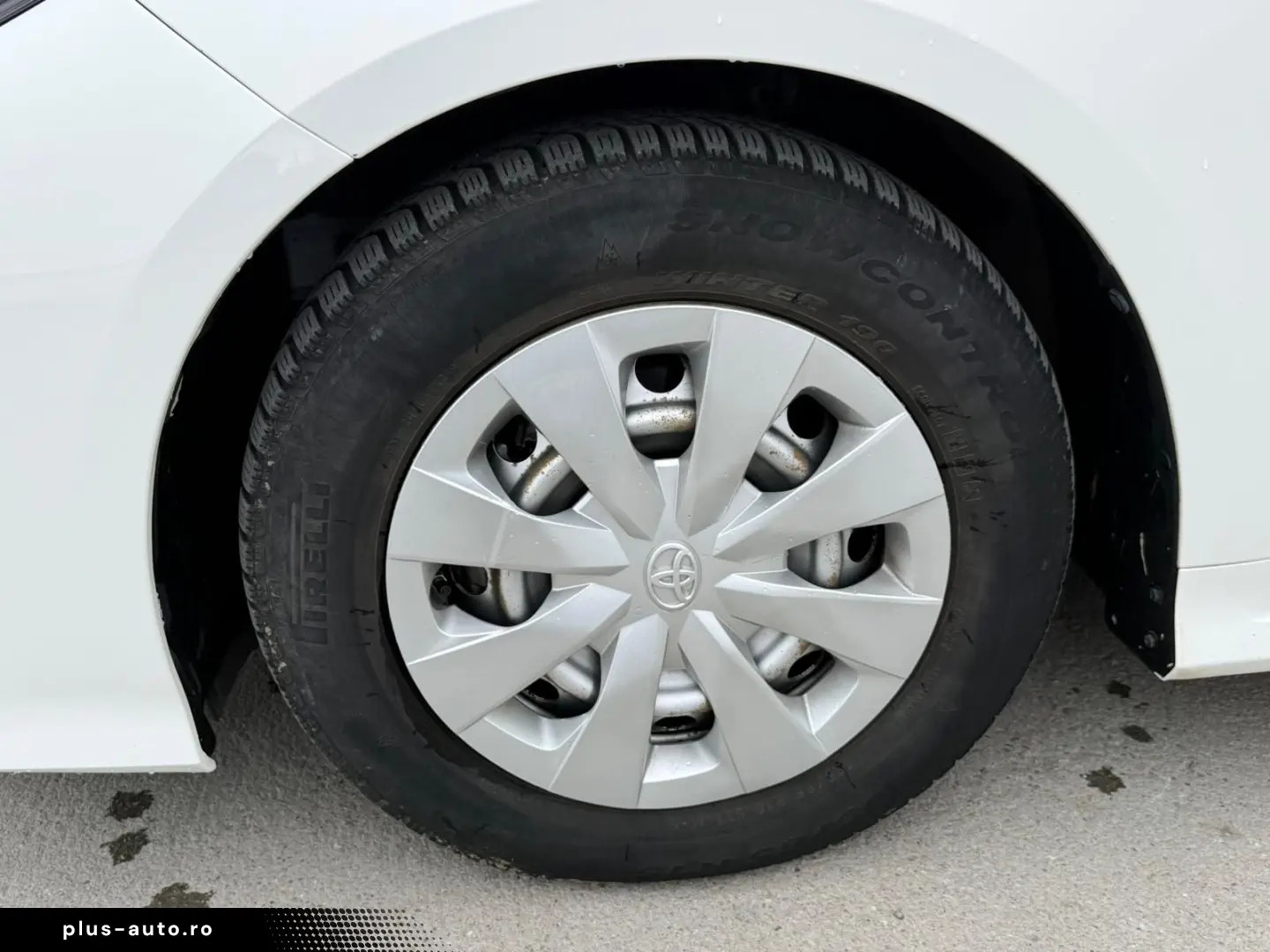 Toyota Corolla  Business Hybrid  CVT 122 CP