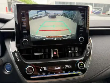 Toyota Corolla  Business Hybrid  CVT 122 CP