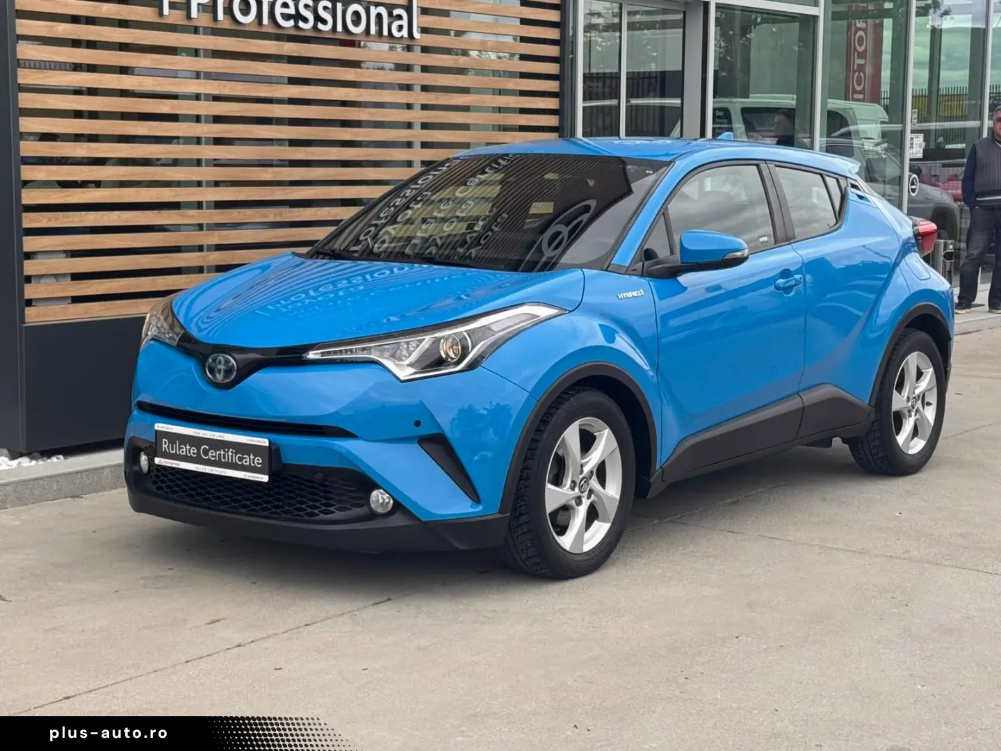 Toyota C-HR 1.8 HYBRID 122 CP