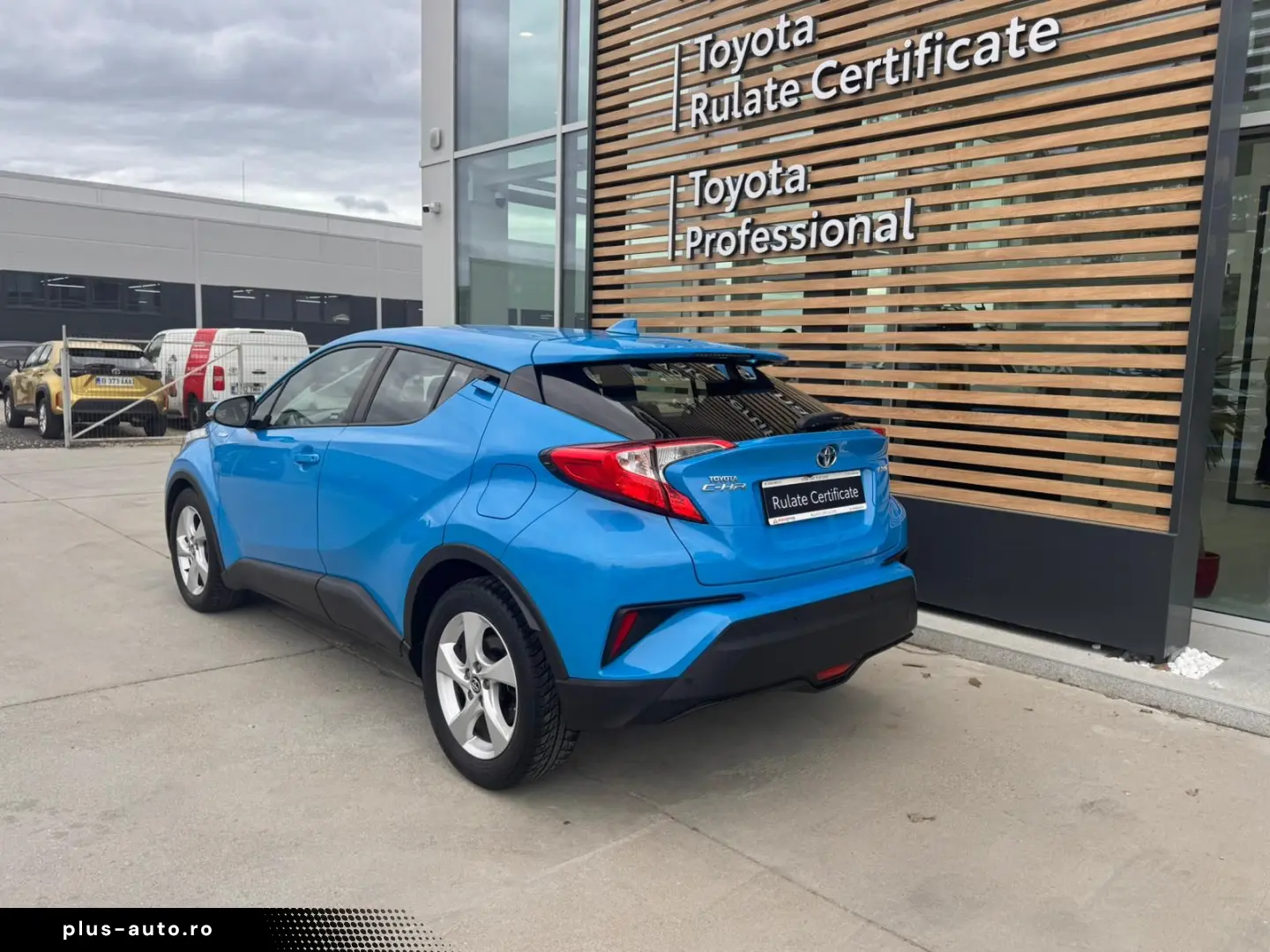 Toyota C-HR 1.8 HYBRID 122 CP