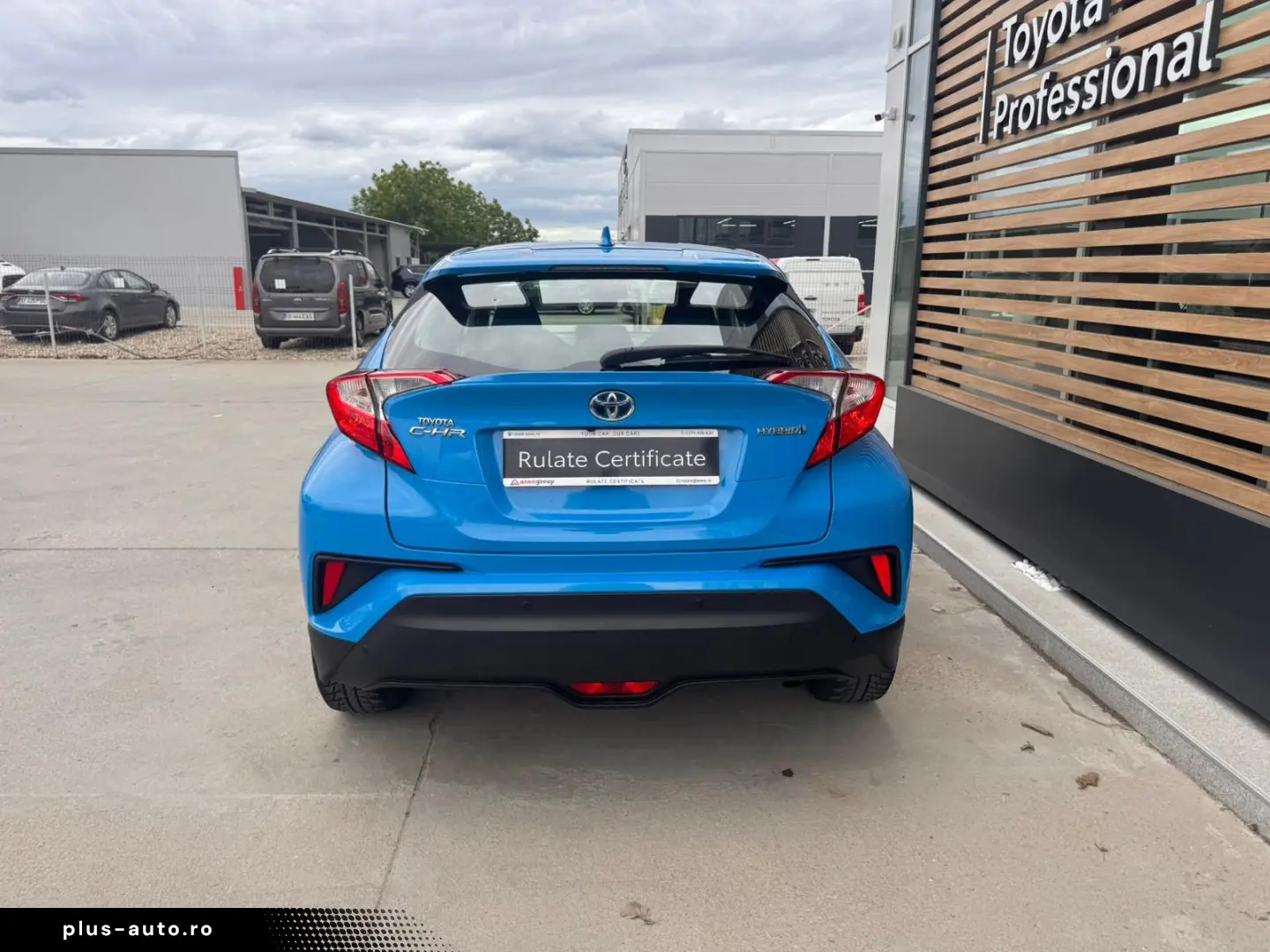 Toyota C-HR 1.8 HYBRID 122 CP