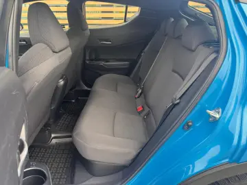 Toyota C-HR 1.8 HYBRID 122 CP