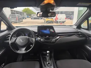 Toyota C-HR 1.8 HYBRID 122 CP