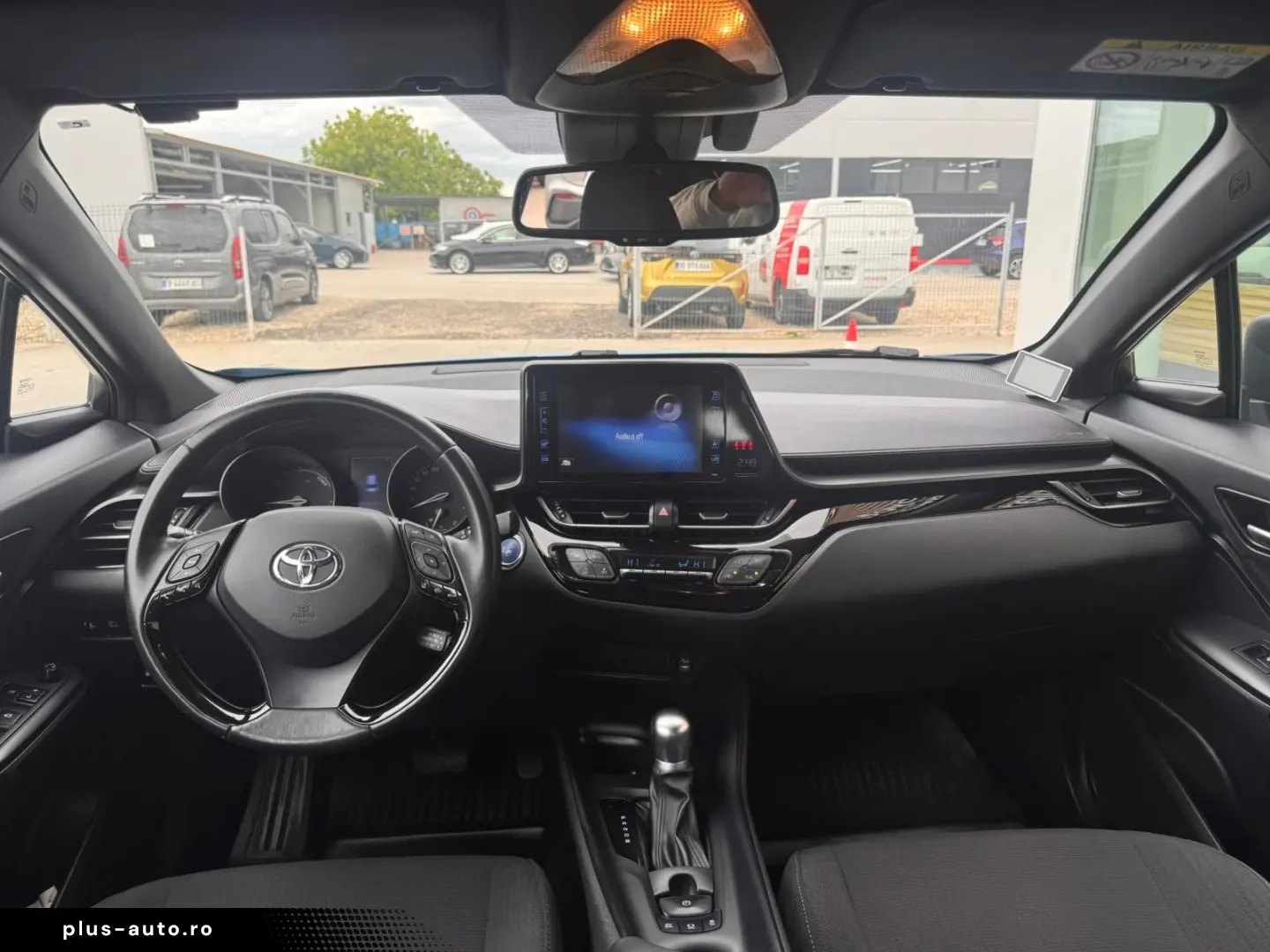 Toyota C-HR 1.8 HYBRID 122 CP