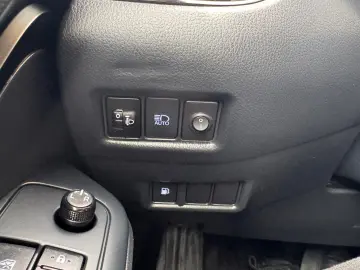 Toyota C-HR 1.8 HYBRID 122 CP