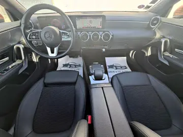 Mercedes-Benz Cla-250