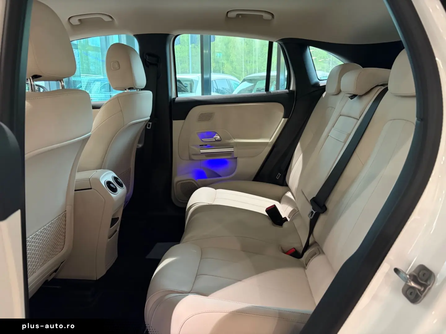 MERCEDES-BENZ EQA 250 PROG FAHRASSI 360 KEYLESS AHK LED