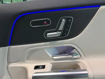 MERCEDES-BENZ EQA 250 PROG FAHRASSI 360 KEYLESS AHK LED