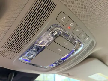 MERCEDES-BENZ EQA 250 PROG FAHRASSI 360 KEYLESS AHK LED
