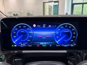 MERCEDES-BENZ EQA 250 PROG FAHRASSI 360 KEYLESS AHK LED
