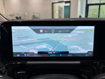 MERCEDES-BENZ EQA 250 PROG FAHRASSI 360 KEYLESS AHK LED