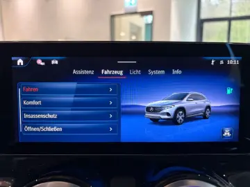 MERCEDES-BENZ EQA 250 PROG FAHRASSI 360 KEYLESS AHK LED