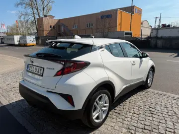 TOYOTA C-HR Hybrid  AUTOMATIK KAMERA LED
