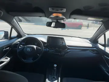 TOYOTA C-HR Hybrid  AUTOMATIK KAMERA LED