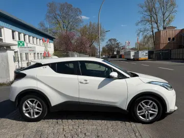 TOYOTA C-HR Hybrid  AUTOMATIK KAMERA LED