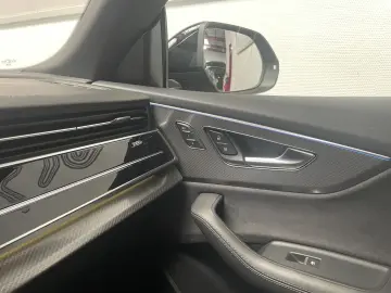 AUDI RSQ8 4.0 TFSI qu.  KAMERA MEMORY Allradlenkung
