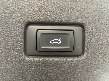 AUDI RSQ8 4.0 TFSI qu.  KAMERA MEMORY Allradlenkung