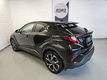 TOYOTA C-HR 1.8 Hybrid Team D   RFK AHK Navi 2.Hand SH