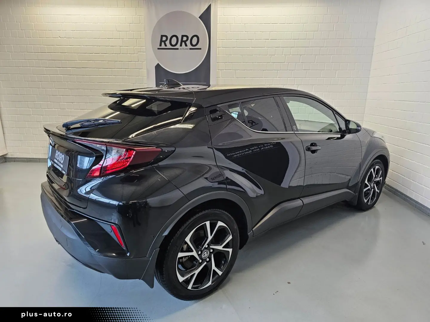 TOYOTA C-HR 1.8 Hybrid Team D   RFK AHK Navi 2.Hand SH