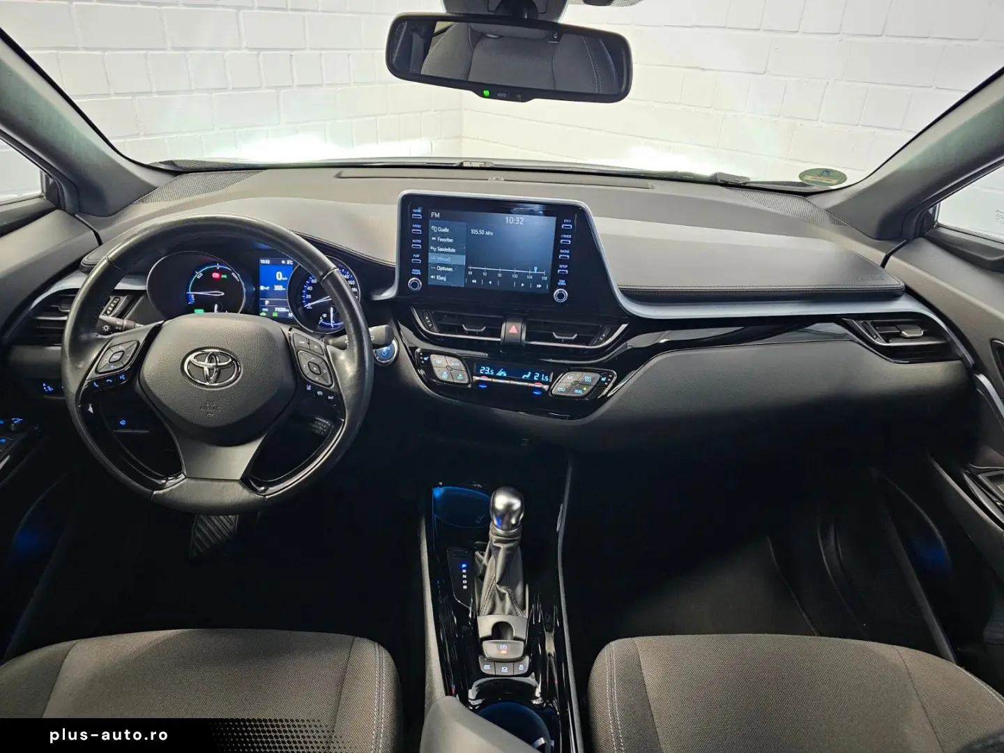 TOYOTA C-HR 1.8 Hybrid Team D   RFK AHK Navi 2.Hand SH
