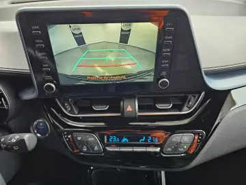 TOYOTA C-HR 1.8 Hybrid Team D   RFK AHK Navi 2.Hand SH
