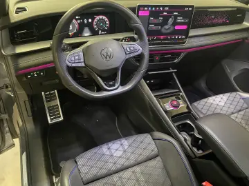 VW Tayron 2.0 TDI 4M R-Line 7-Sitz PANO IQ Matrix B