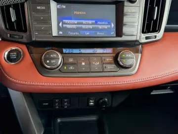 Toyota Rav 4 2.0 diesel 4WD 2014 Euro 5   Garantie   Rate