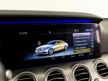 Mercedes-Benz E