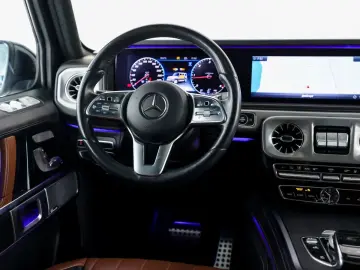 Mercedes-Benz G
