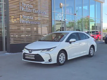 Toyota Corolla 1.8 HSD Business Hybrid 122 CP