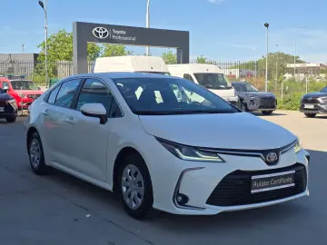 Toyota Corolla 1.8 HSD Business Hybrid 122 CP