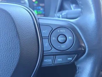 Toyota Corolla 1.8 HSD Business Hybrid 122 CP