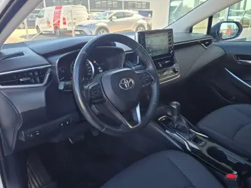 Toyota Corolla 1.8 HSD Business Hybrid 122 CP