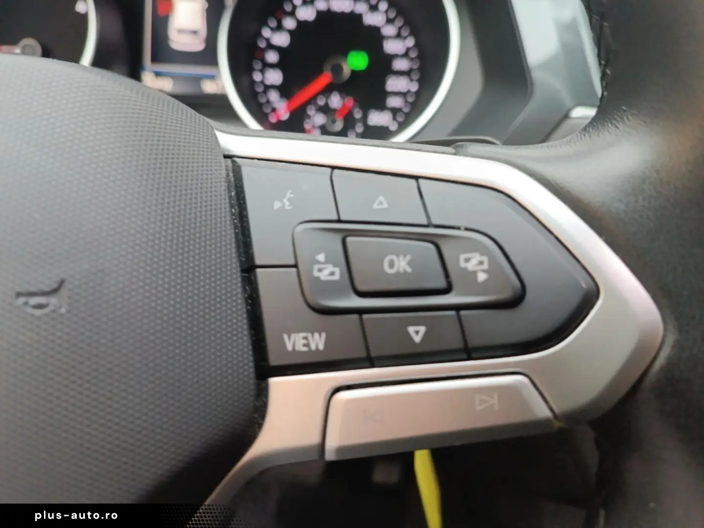 VW Tiguan 2.0 TDI Life DSG  AHK ACC NAV R-CAM PDC