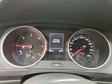 VW Tiguan 2.0 TDI Life DSG  AHK ACC NAV R-CAM PDC