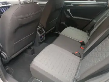 VW Tiguan 2.0 TDI Life DSG  AHK ACC NAV R-CAM PDC