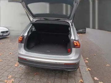 VW Tiguan 2.0 TDI Life DSG  AHK ACC NAV R-CAM PDC