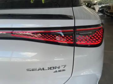 BYD SEALION 7 Excellence AWD  360  HUD