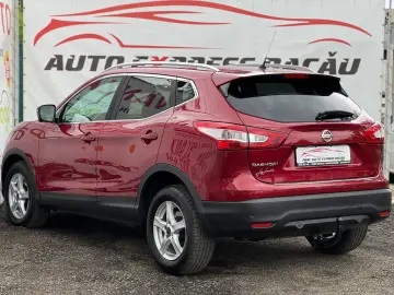 NISSAN QASHQAI TEKNA