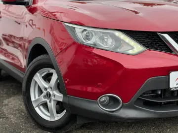 NISSAN QASHQAI TEKNA